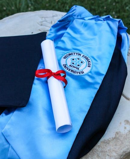 Купить диплом с внесением в реестр института быстро и удобно